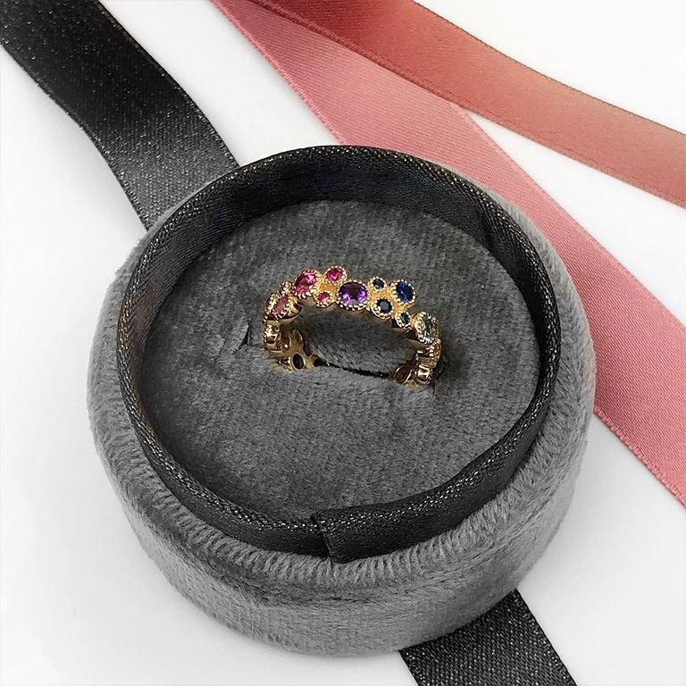 Mads Z "Luxury Rainbow" ring 14 kt sten 50-60) | Mads Z - hos pindj.dk