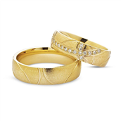 Nuran vielsesringe 14kt med 0,19ct w/vs