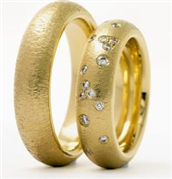 Nuran vielsesringe 14kt med 0,17ct w/vs