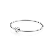 PANDORA Moments Silver Bangle Logo Heart Clasp 596268