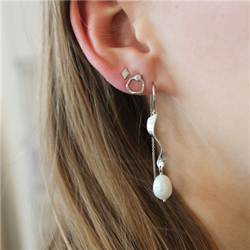 STINE A ørestik Petit Wavy Circle sølv med zirkonia (1stk)